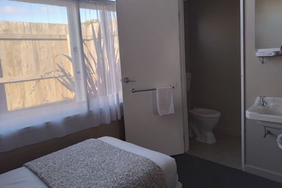Private Hostel Units - bedroom